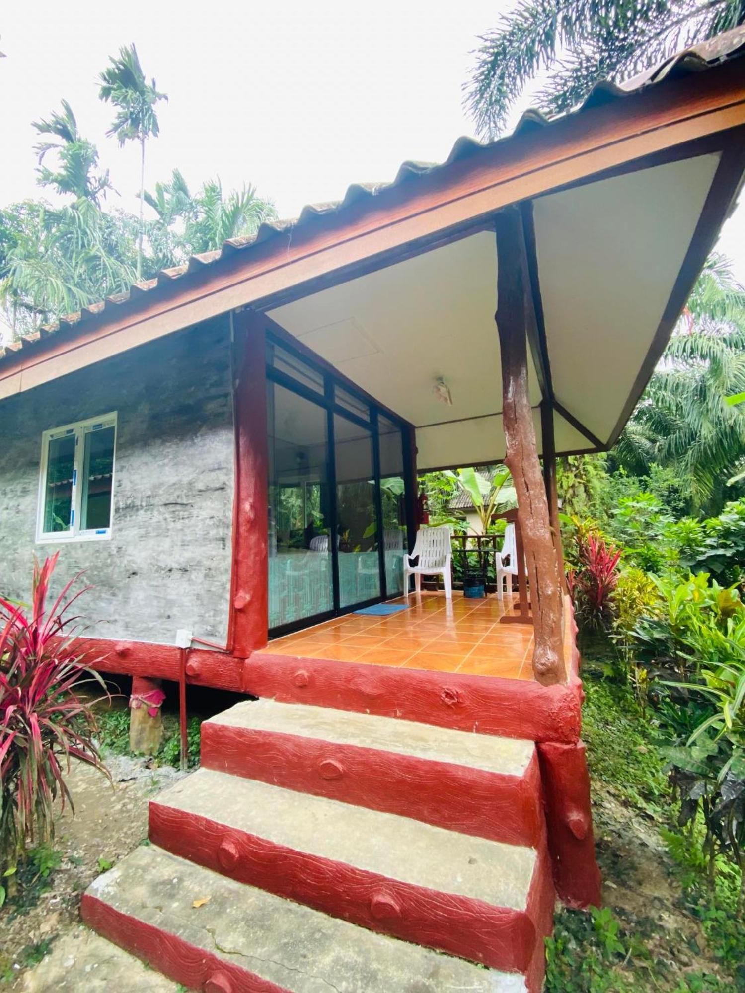 Hotel Khao Sok Nung House Khao Sok National Park Esterno foto