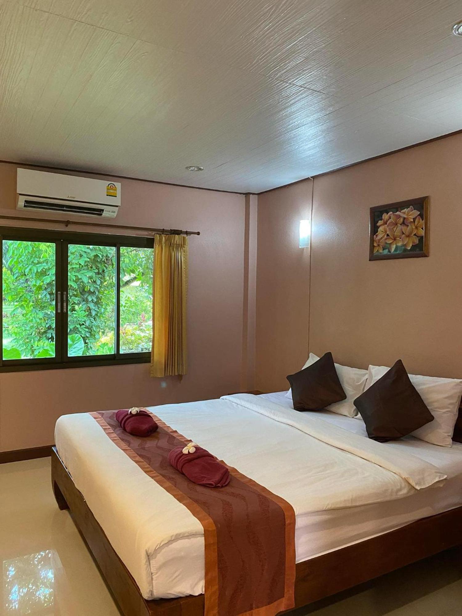 Hotel Khao Sok Nung House Khao Sok National Park Esterno foto
